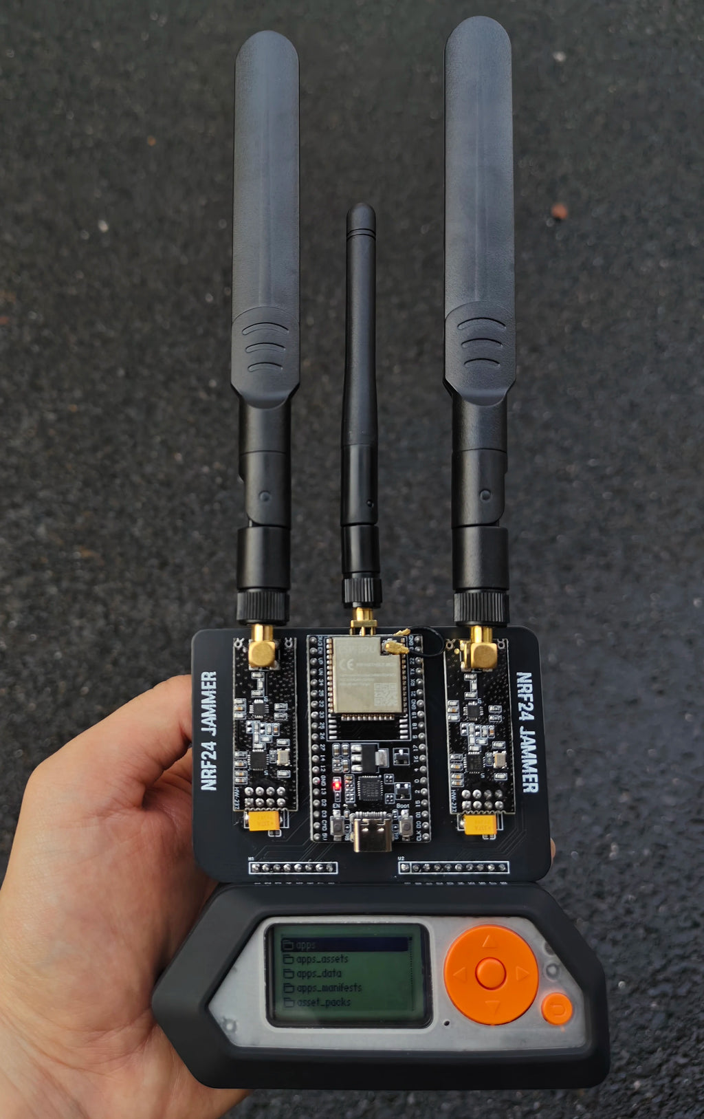 New ESP32 + NRF24L01 PA LNA 2.4GHz Module for Flipper Zero,Upgraded Antenna supports Bluetooth Blocker signal Development Board