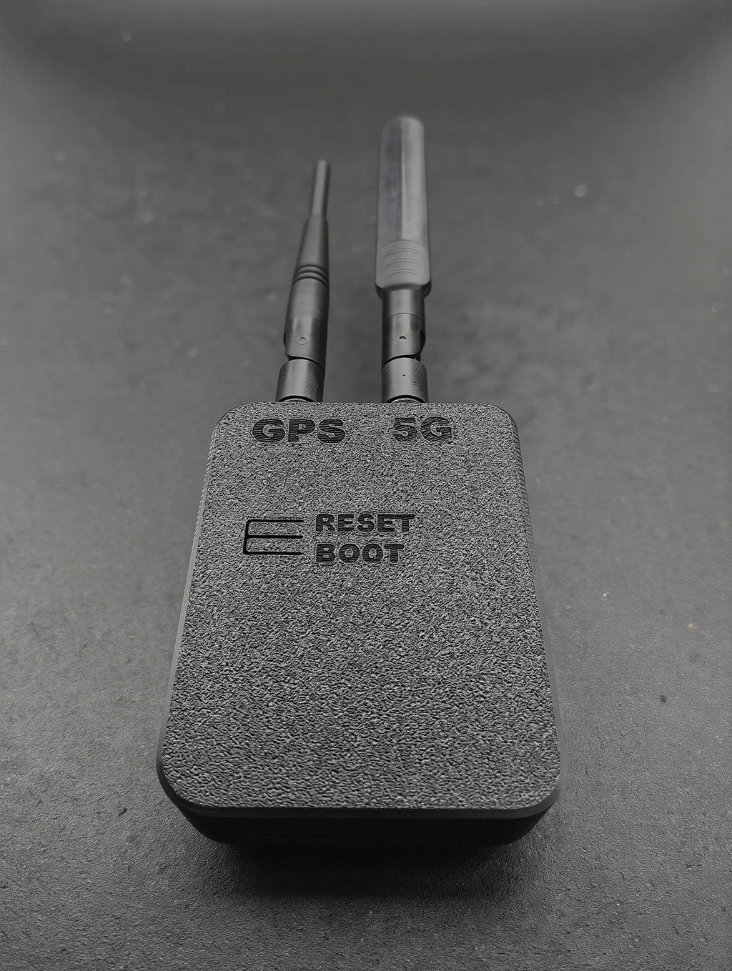 ESP32 Marauder V8 Device ESP32-C5 Dual Band WiFi, Bluetooth, GPS, Supports 2.4G&5G Signal For data analysis and penetration test